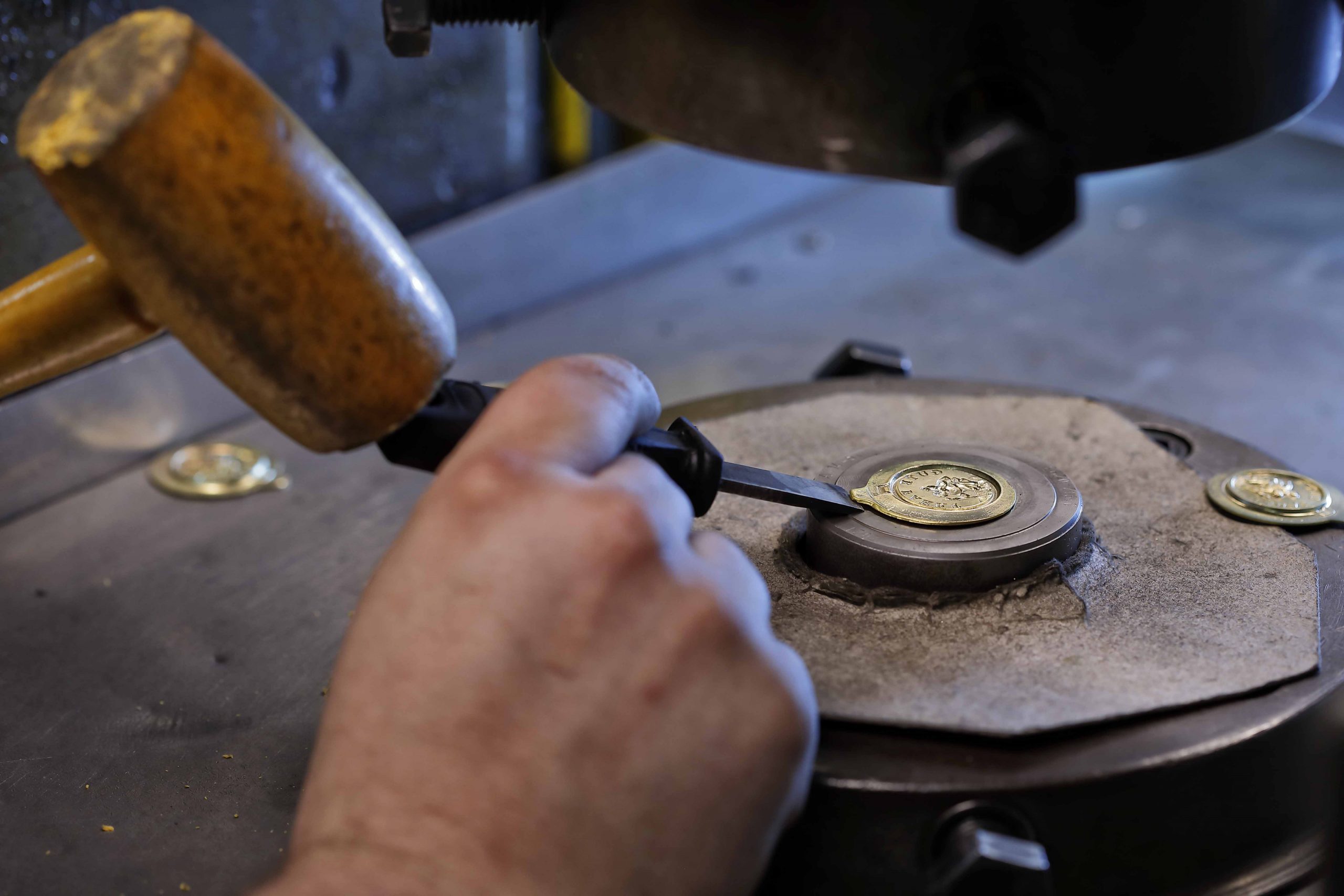 Martineau frappe estampage à froid médaille Saint Christophe fabrication française 1